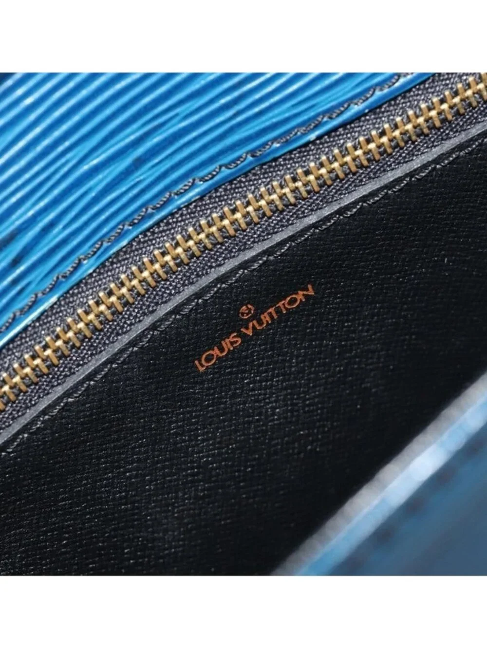 Authentic LOUIS VUITTON Epi Saint Cloud GM Shoulder Bag Blue M52195 LV